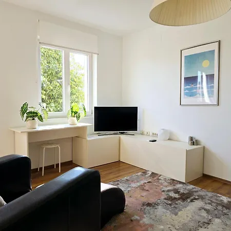 Apartament Scala 8 Close To The