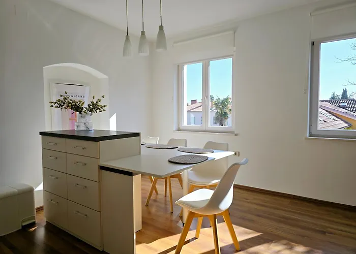 Scala 8 شقة أوباتيا