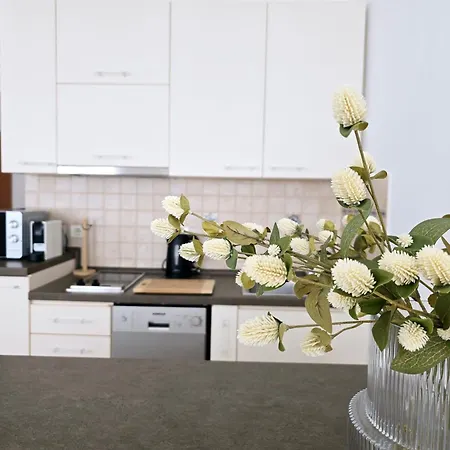 Scala 8 * Οπατία