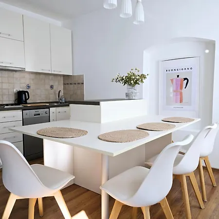 Scala 8 Διαμέρισμα